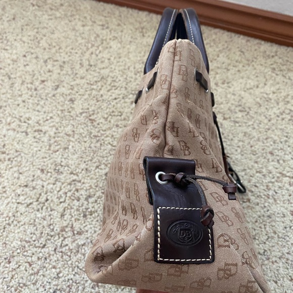 ❤️ Dooney & Bourke Bag - Picture 8 of 12
